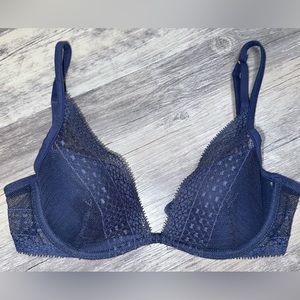 Lightly lined Aerie bra